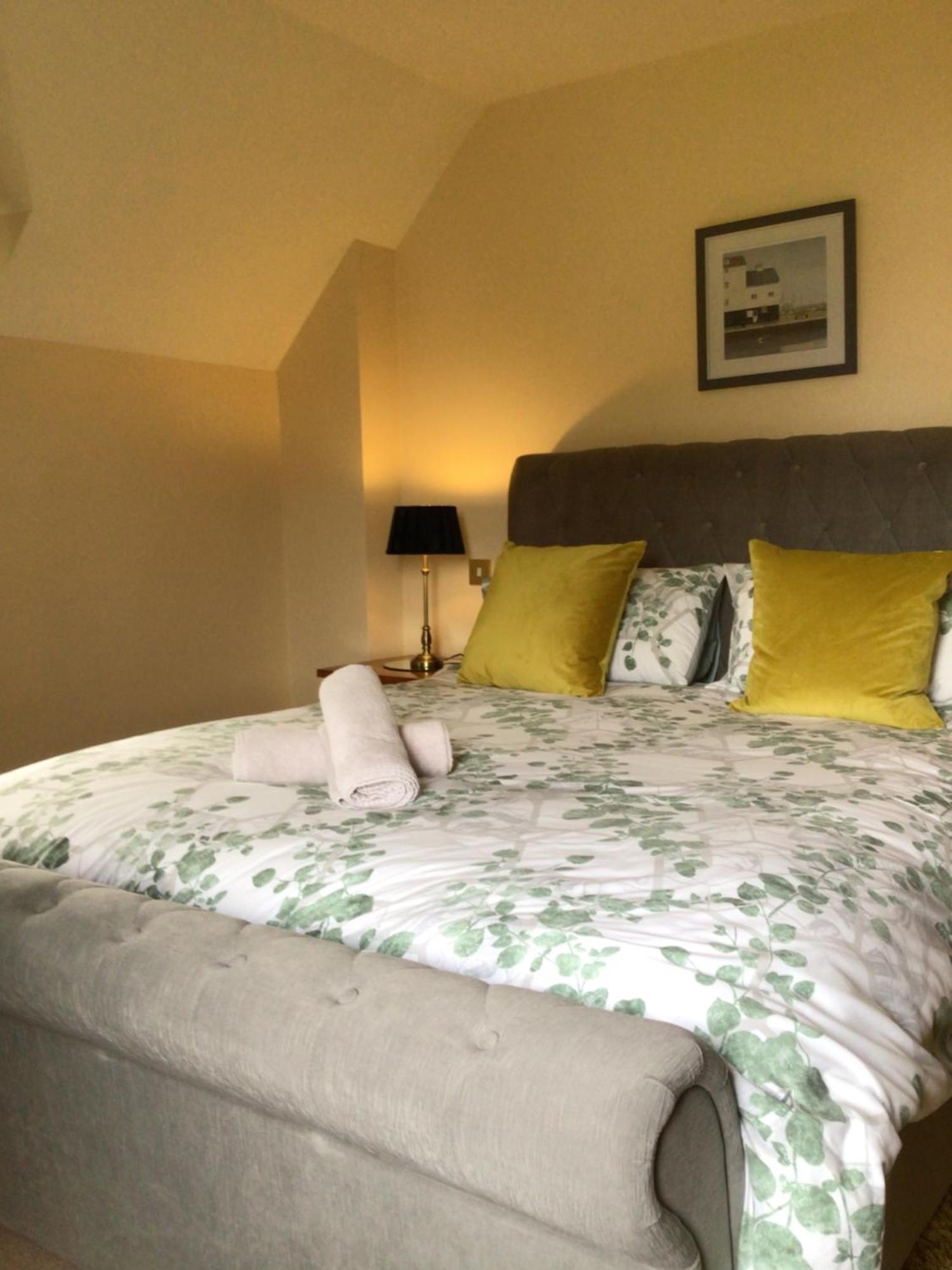 Errew Lodge Mohill Bagian luar foto
